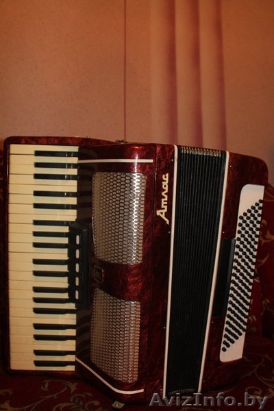 аккордеон Атлас советский в хорошем состоянии одни руки - Изображение #1, Объявление #1193738