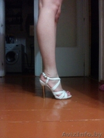 Продам белые босоножки (39р-р) и сумочку - 1раз б/у, состояние идеальное - Изображение #5, Объявление #1093101